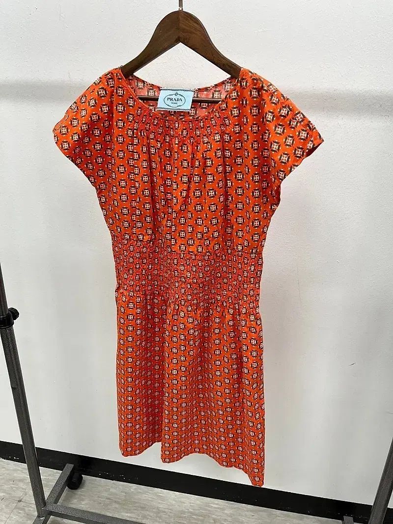 レディース PRADA オレンジ ONE PIECE