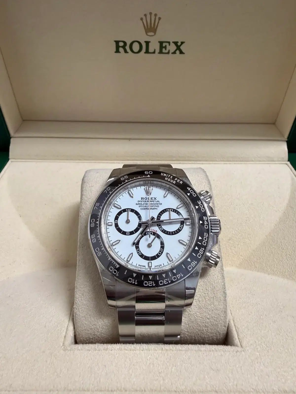 ROLEX ロレックス SAERA セラ トゥーナ 白 판 126500LN 出品 25年09月