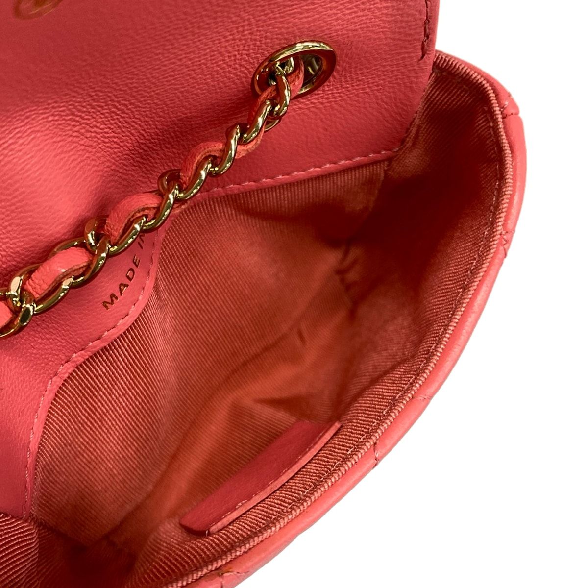 CHANEL(シャネル) ウエストポーチ美品 ミニミニマトラッセ ピンク チェーンショルダー/ゴールド金具 ラムスキン