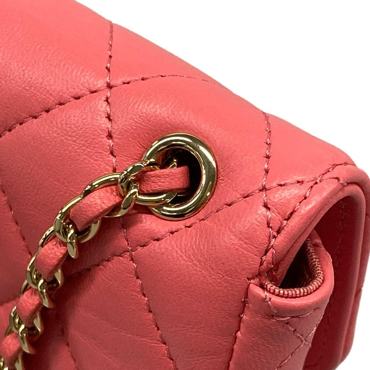 CHANEL(シャネル) ウエストポーチ美品 ミニミニマトラッセ ピンク チェーンショルダー/ゴールド金具 ラムスキン