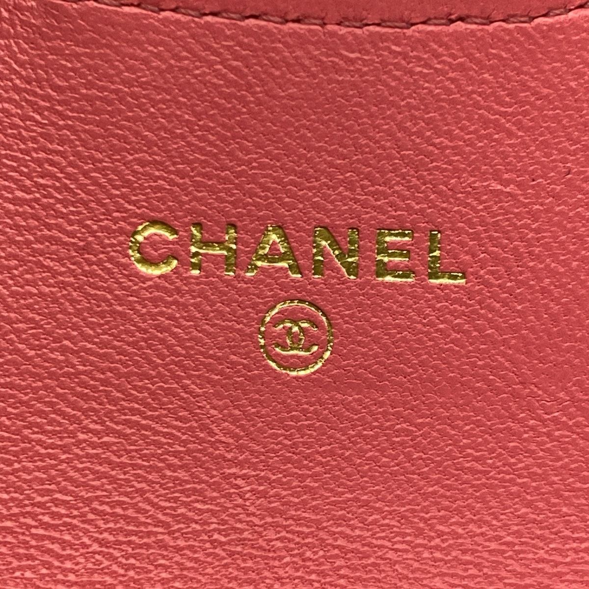 CHANEL(シャネル) ウエストポーチ美品 ミニミニマトラッセ ピンク チェーンショルダー/ゴールド金具 ラムスキン