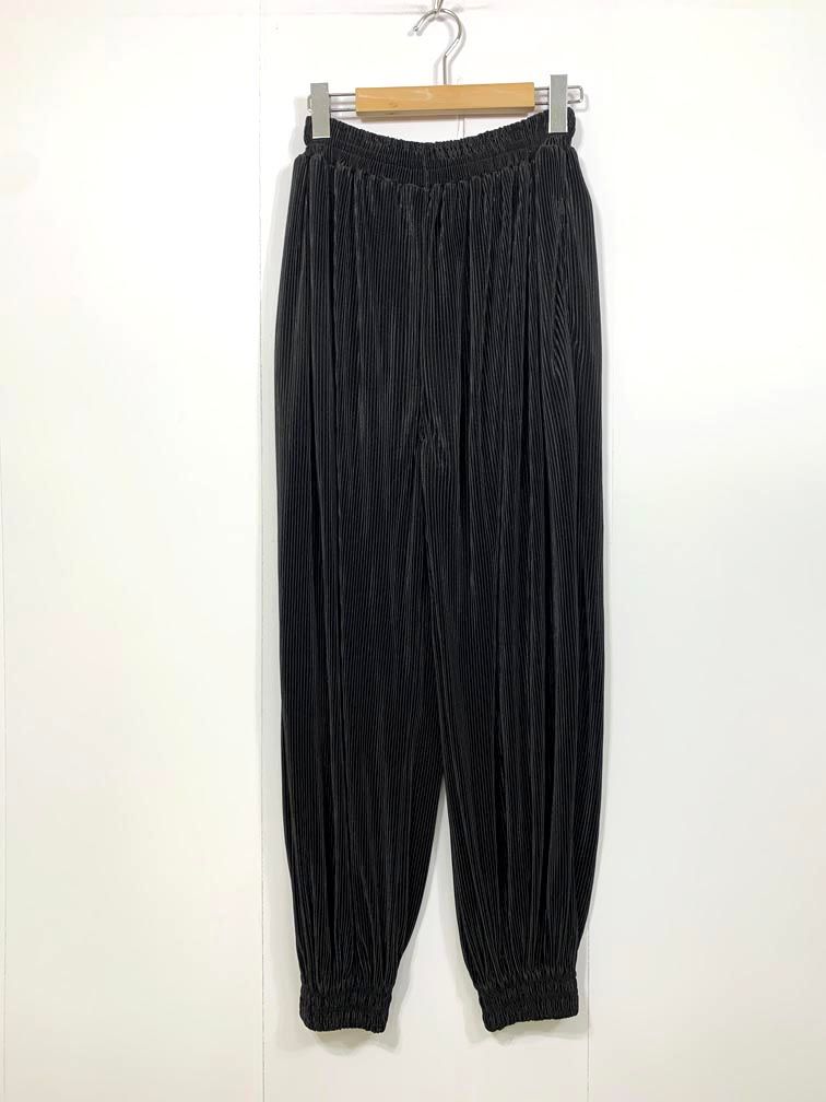 美品 OMMO オーエムエムオー PLEATS ALADDIN PT プリーツアラジン パンツ size36/黒 ■■◎レディース