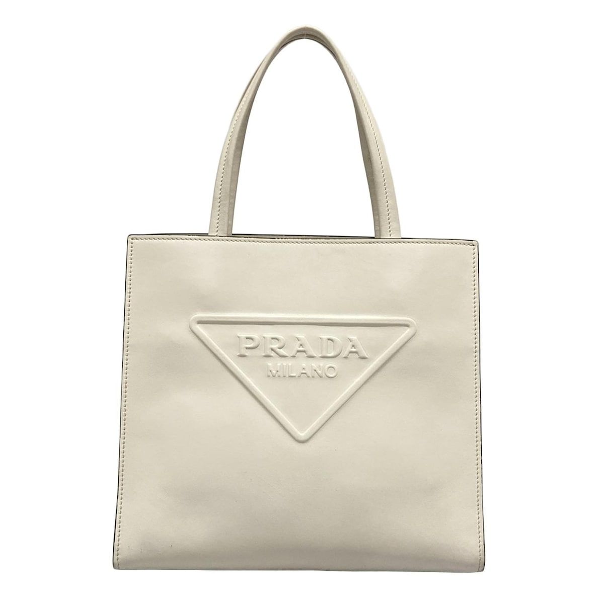 PRADA(プラダ) トートバッグ - 白 レザー