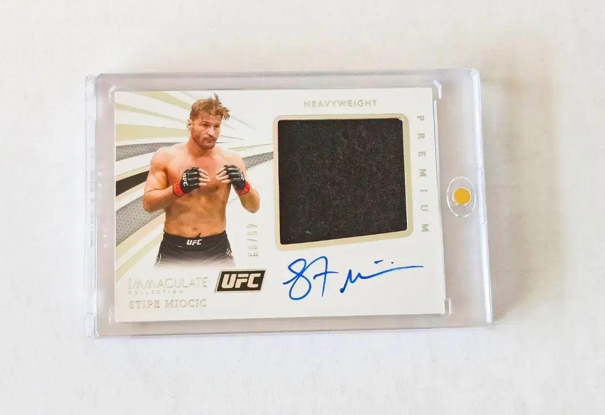 UFC スティペ・ミオチッチ サイン入りサインカード(オート)