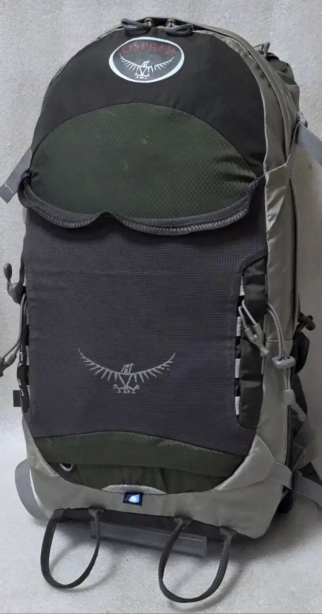 オスプレイ OSPREY ケストレル Kestrel 32 登山リュック 旅行キャンピングバックパック