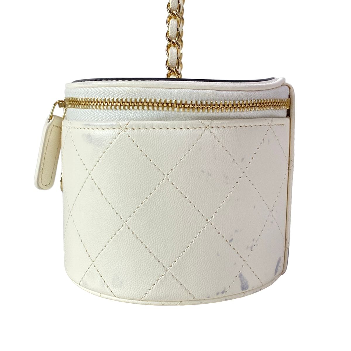 CHANEL(シャネル) ショルダーバッグ マトラッセ 白×黒 チェーン 