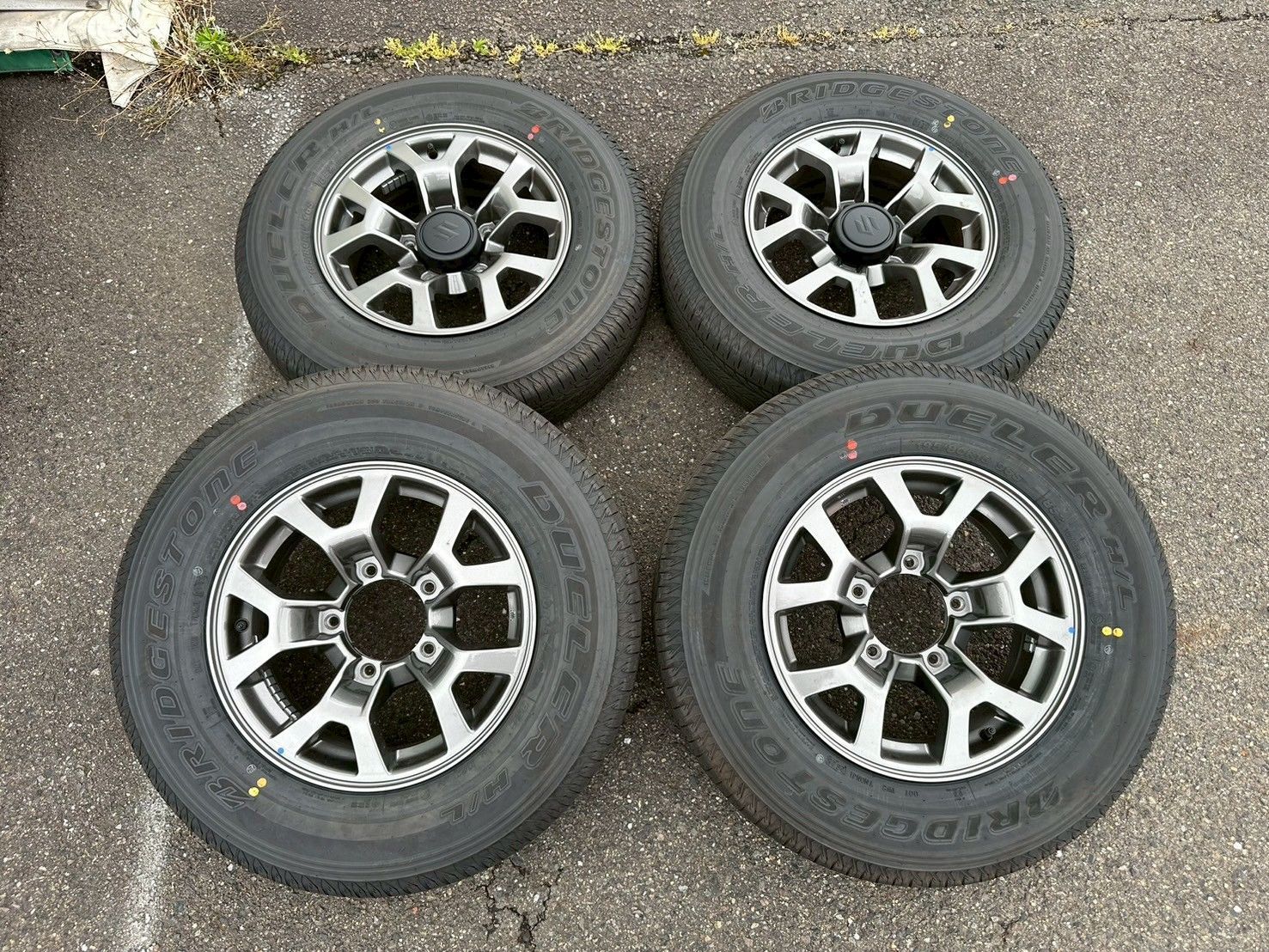ジムニー シエラ JB74 純正15インチホイールとタイヤ4本SET★15×5.5J+5 139.7 +5 5H 195/80R15　YHJIM-508