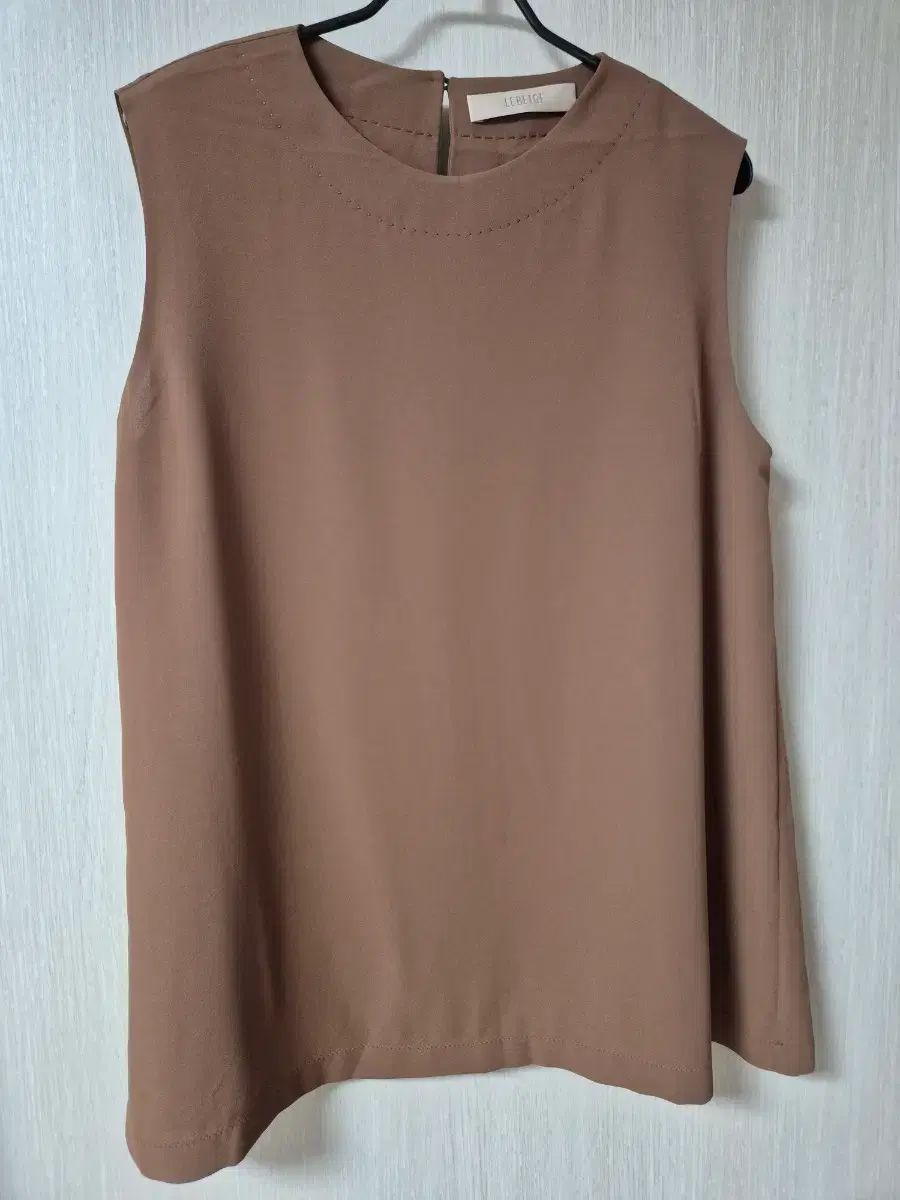 LEBEIGE 르베이지 トップス ブラウス ノースリーブ ブラウス 66