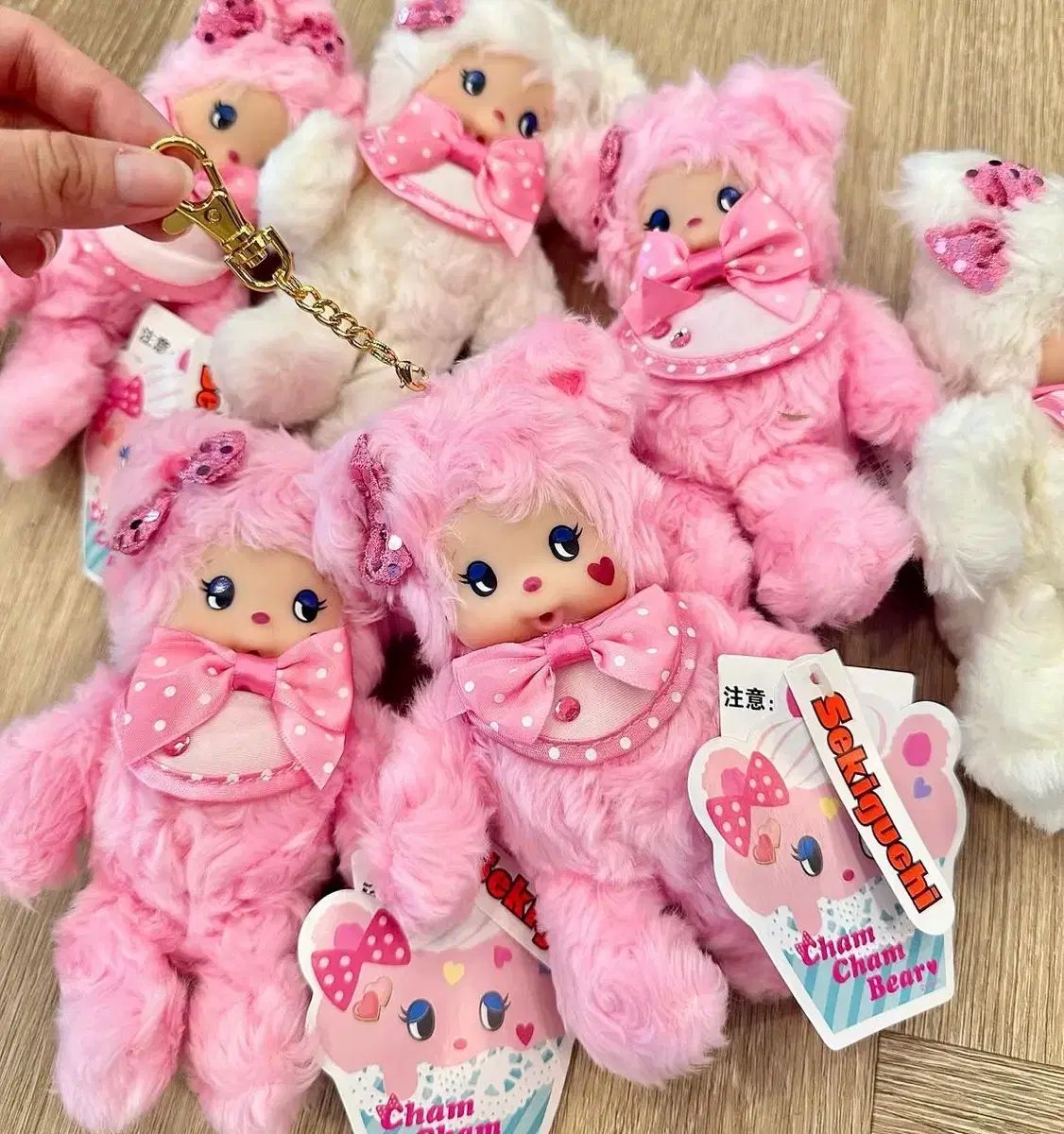 モンチッチ チャームチャームベア ピンクリボン キーホルダー