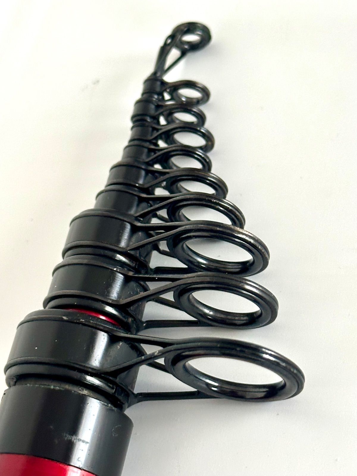 ダイワ アモロファスウィスカー THE磯6号51カゴ遠投 Daiwa 磯竿 ダイワ アモロファスウィスカー THE磯6号51カゴ遠投 Daiwa 磯竿