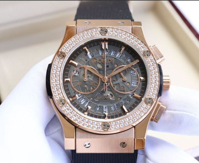 新品 HUBLOT腕時計 未使用 ｜本日限定特価｜新品未使用