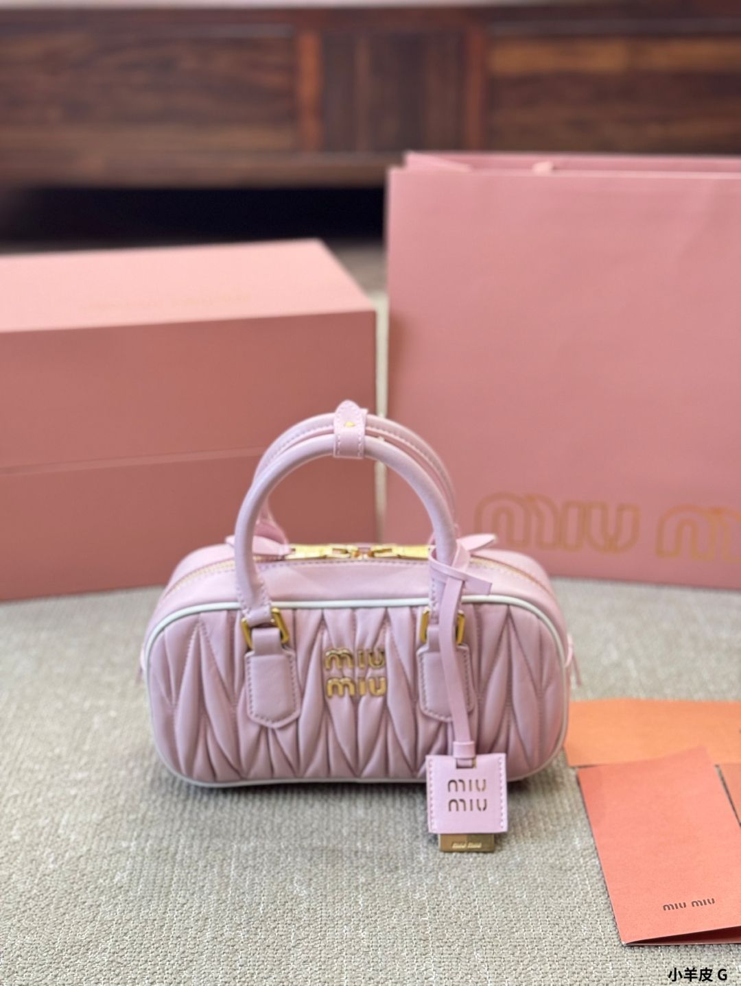 【今日特価】MiuMiu SS25 ボーリング バッグ ホワイトリム-WTO輸入2