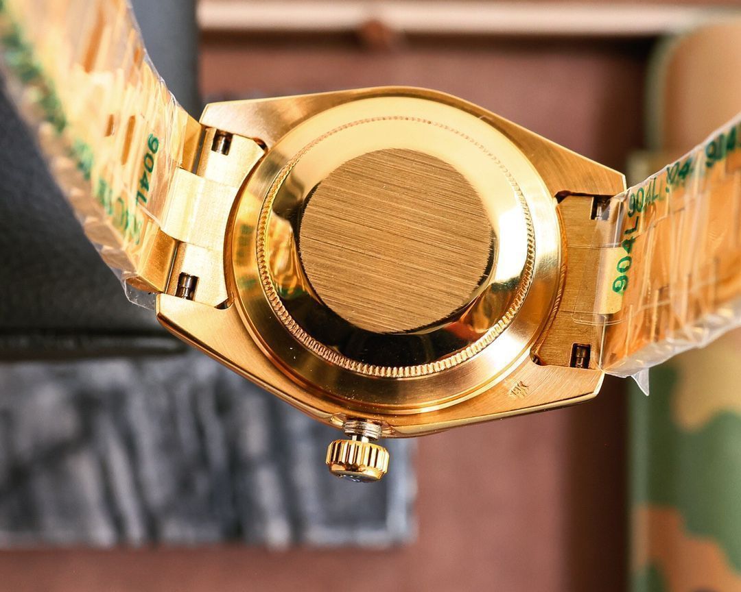 ご購入大歓迎です 未使用ですROLEX クラシックなダイバーズウオッチです 自動巻き｜本日限定特価｜新品未使用--WTO輸入4