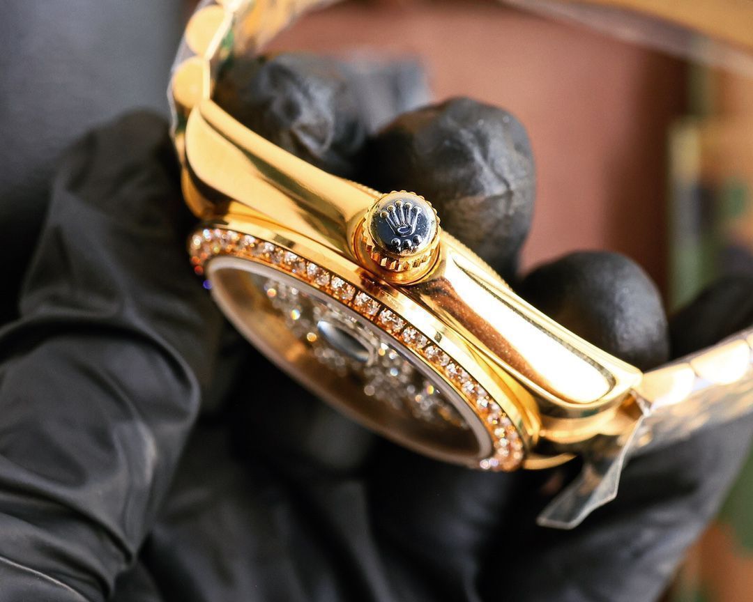 ご購入大歓迎です 未使用ですROLEX クラシックなダイバーズウオッチです 自動巻き｜本日限定特価｜新品未使用--WTO輸入4
