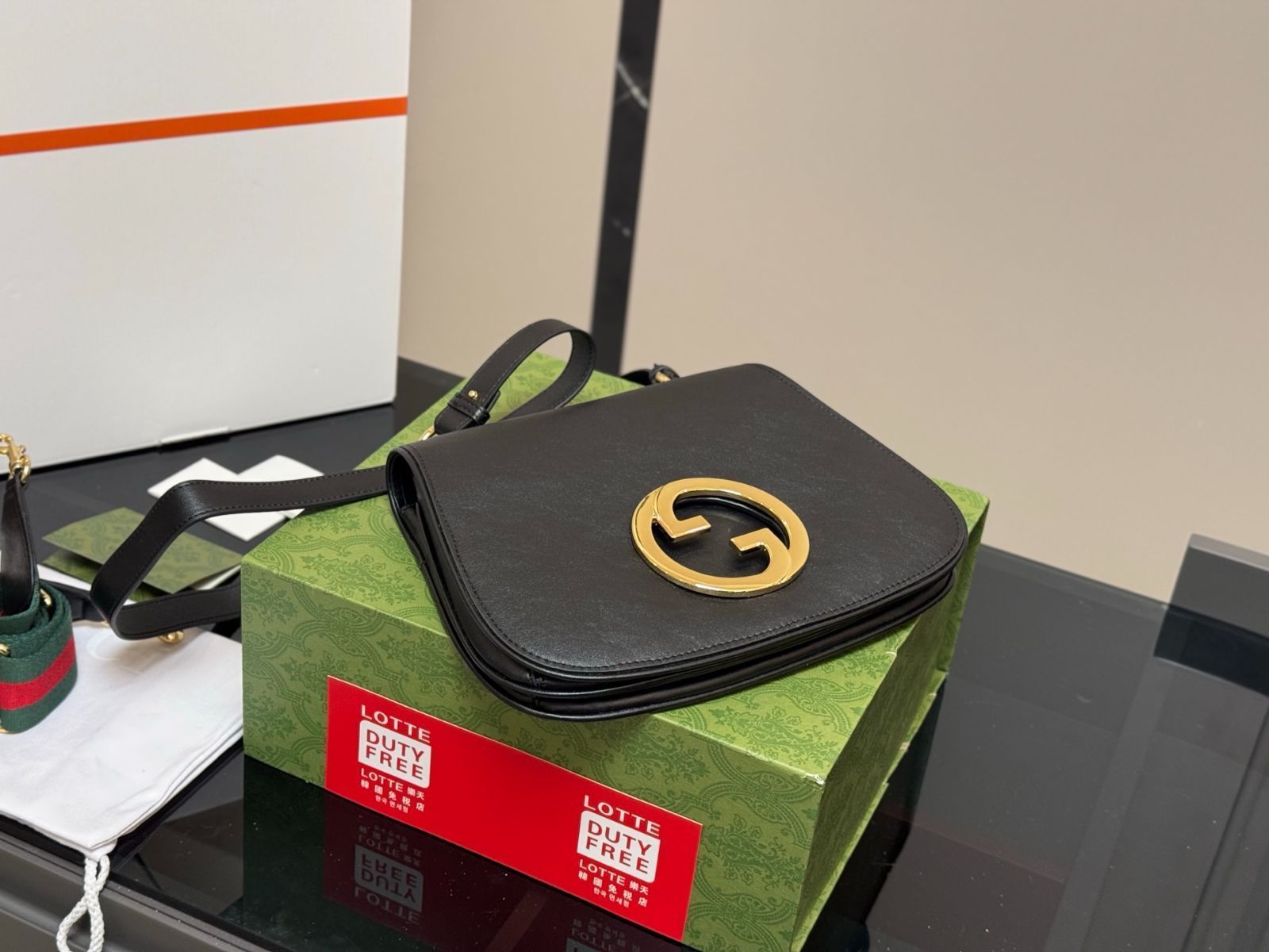 【今日特価】Gucci Blondie Shoulder Bag グッチ ブロンディ ショルダーバッグ-MM輸入