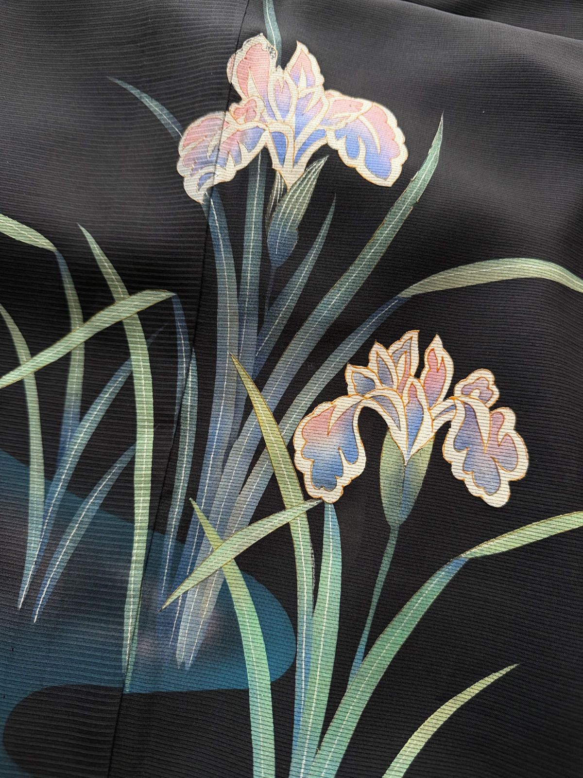 夏物　付下げ　絽　黒地　菖蒲　正絹