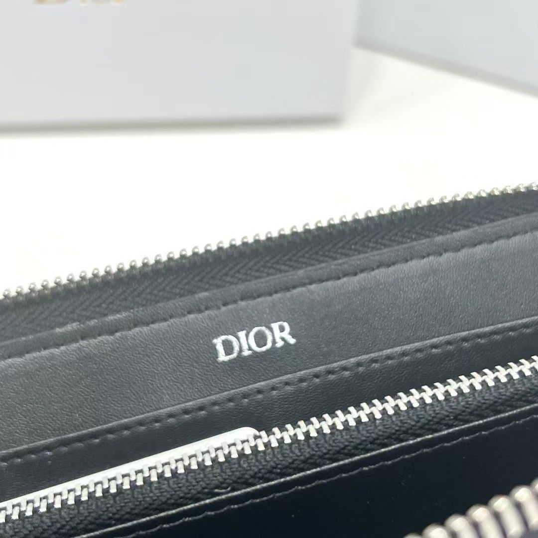 新品未使用 DIOR財布[本日特価|新品未使用品]