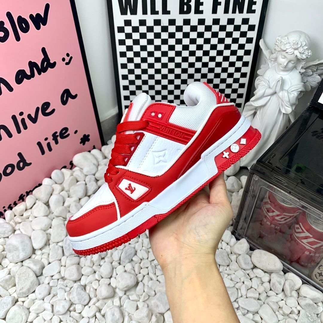 LOUIS VUITTON Trainer レザーカジュアルロートップファッションスニーカーピンクとホワイト｜本日限定特価｜新品未使用