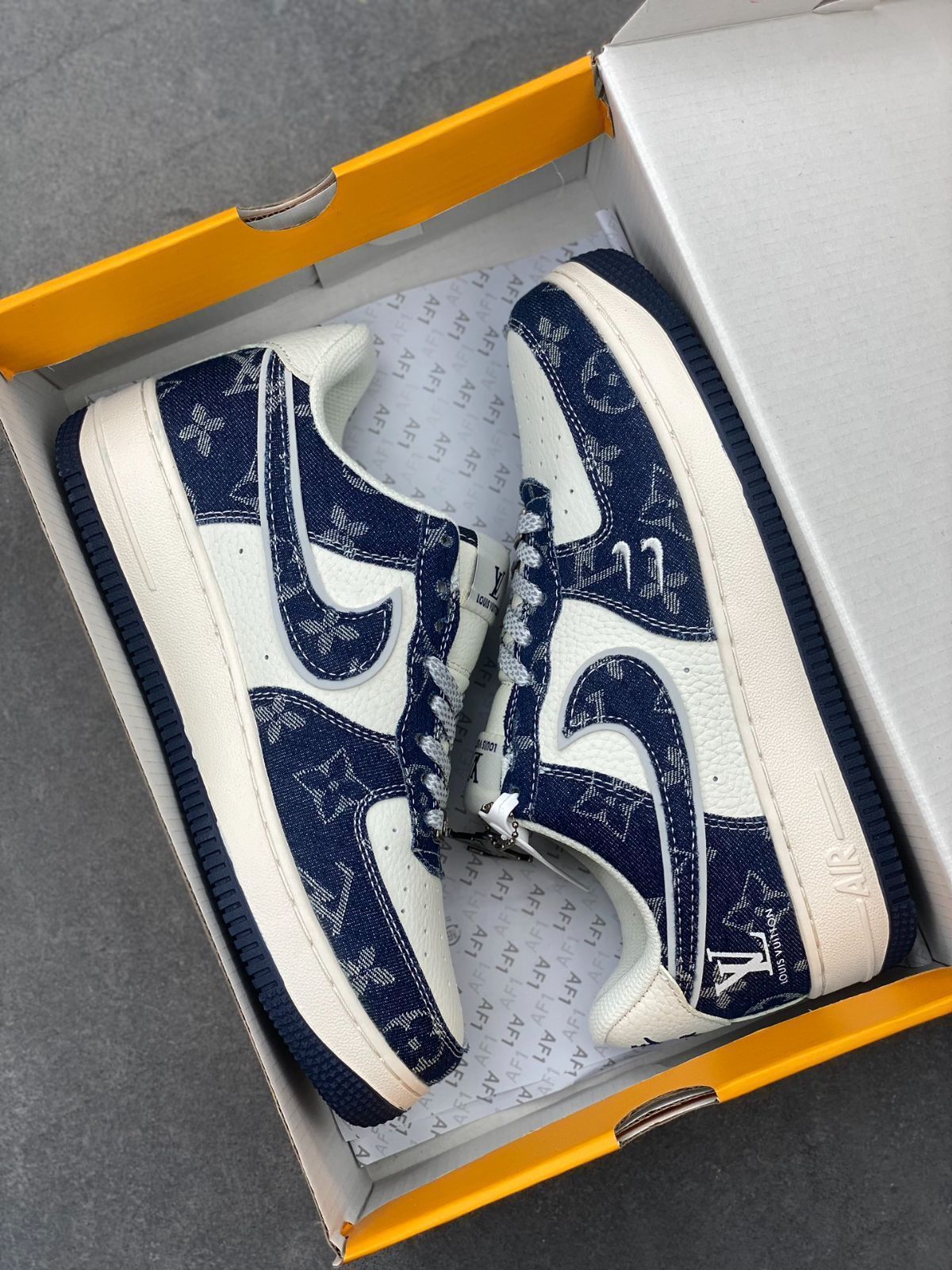 NIke Air Force 1 '07 Low LVジョイント名 - 紺色スモールダブルフック｜本日限定特価｜新品未使用