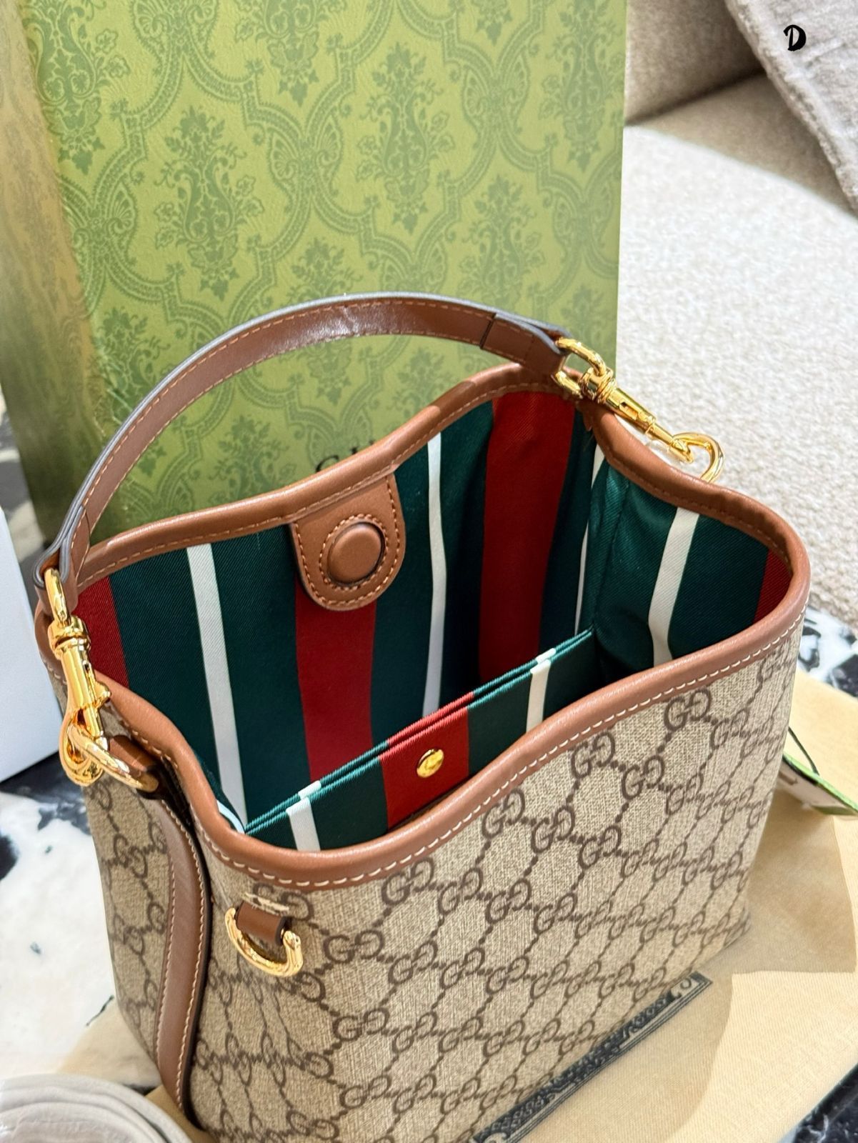 【今日特価】Gucci Ophidia GG Tote Bag / グッチ オフィディア GG トート バッグ-WTO輸入 【今日特価】Gucci Ophidia GG Tote Bag / グッチ オフィディア GG トート バッグ-WTO輸入