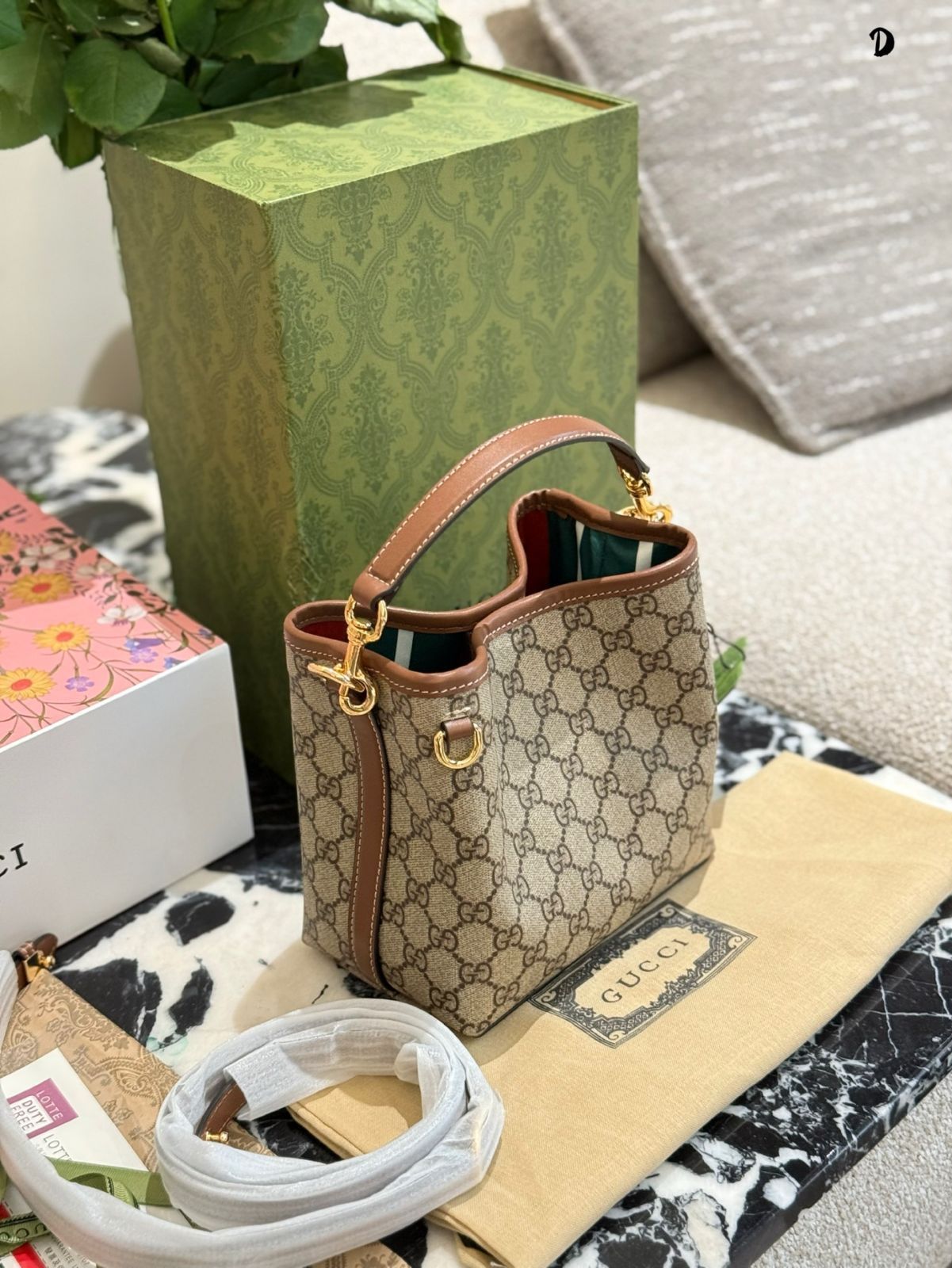 【今日特価】Gucci Ophidia GG Tote Bag / グッチ オフィディア GG トート バッグ-WTO輸入 【今日特価】Gucci Ophidia GG Tote Bag / グッチ オフィディア GG トート バッグ-WTO輸入