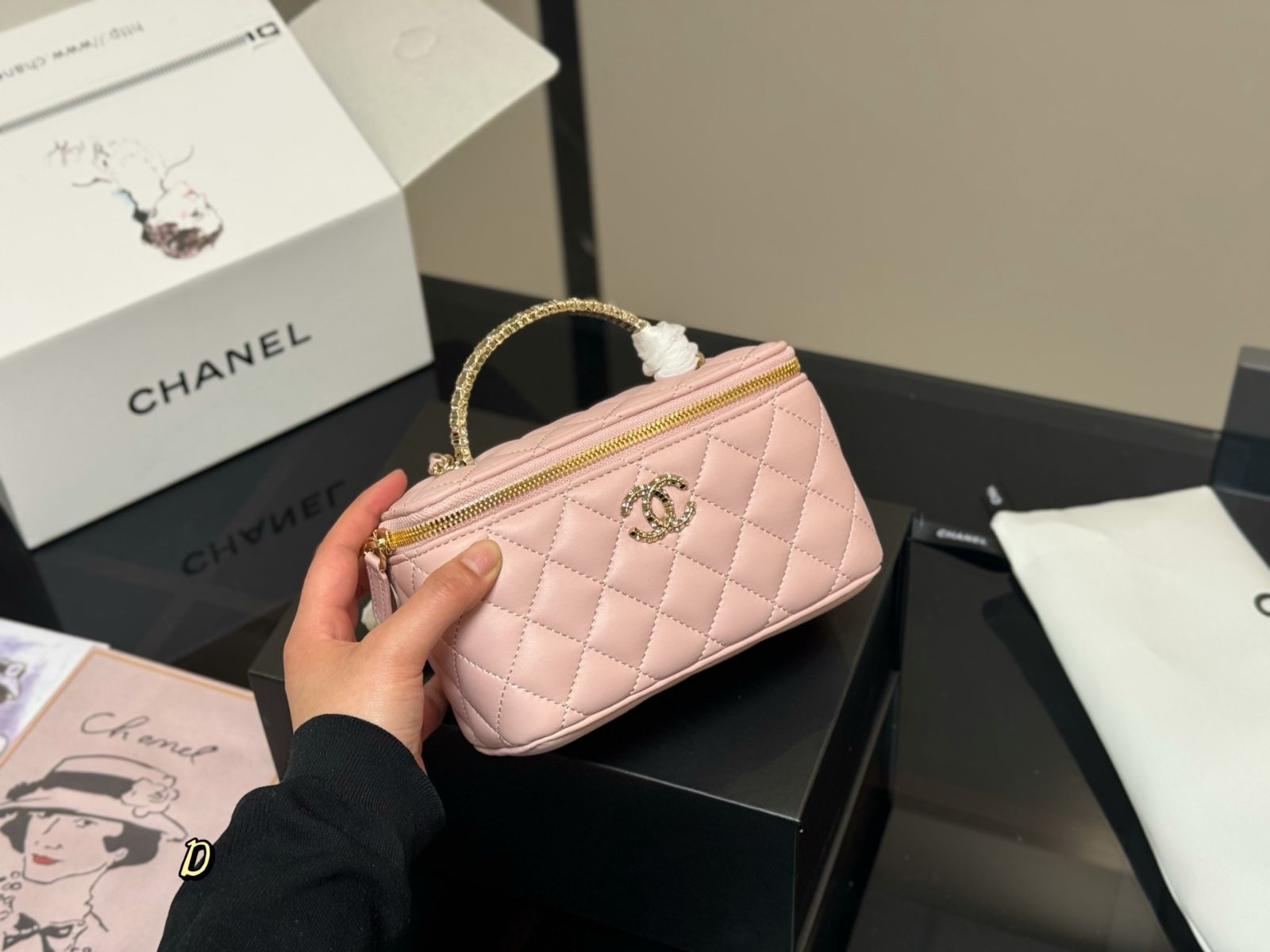 【今日特価】Chanel Handle Cosmetic Box シャネル ハンドル コスメ ボックス-WTO輸入3
