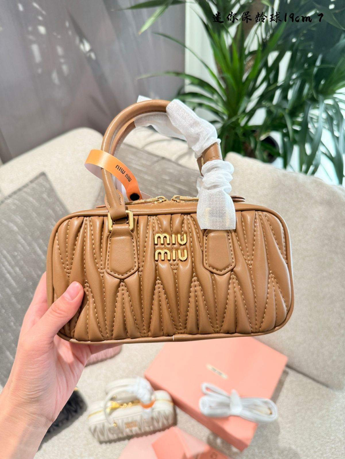 【今日特価】MIUMIU ボーリングバッグ ミニ / スモール / ミッドサイズ トップグレード カウレザー-WTO輸入2