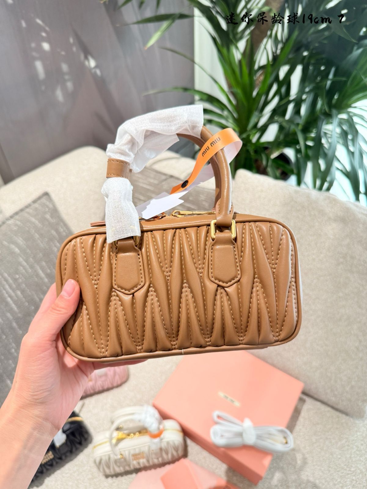 【今日特価】MIUMIU ボーリングバッグ ミニ / スモール / ミッドサイズ トップグレード カウレザー-WTO輸入2