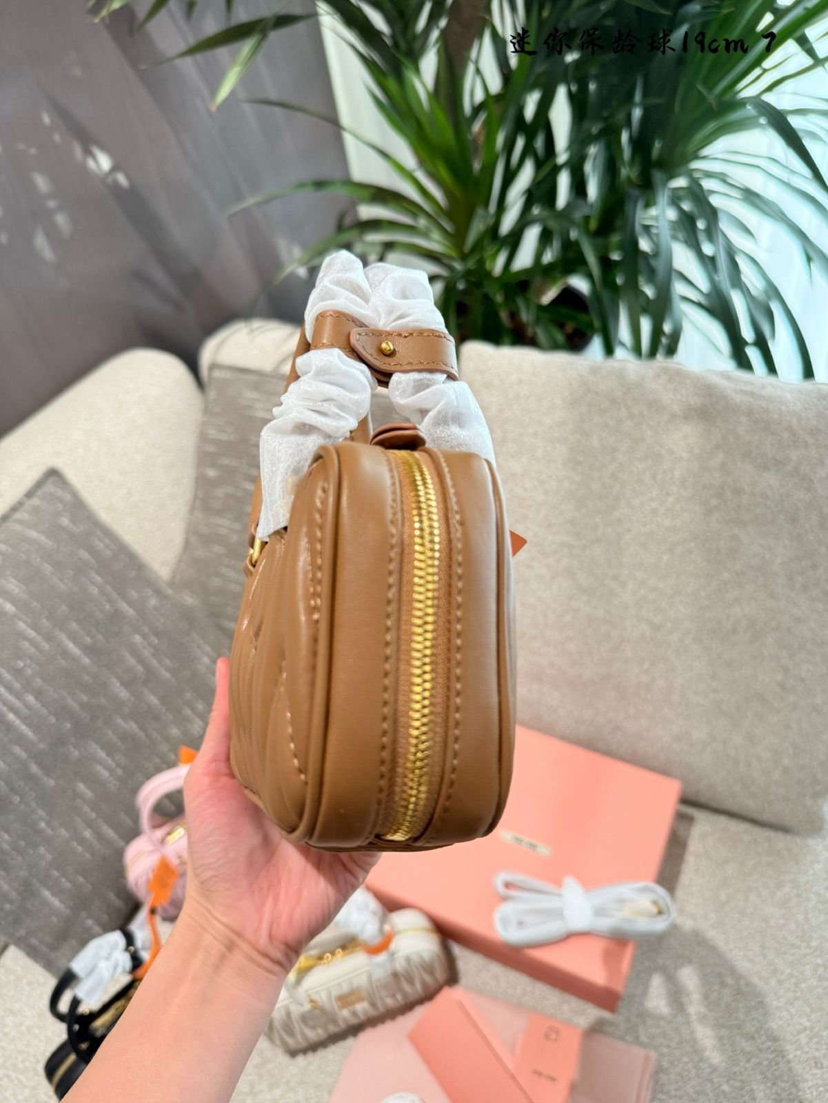 【今日特価】MIUMIU ボーリングバッグ ミニ / スモール / ミッドサイズ トップグレード カウレザー-WTO輸入2