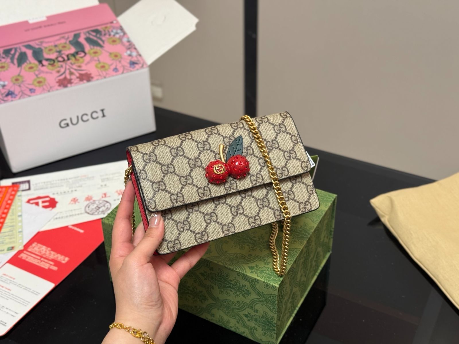 【今日特価】Gucci GG Cherry チェーンバッグ-WTO輸入2