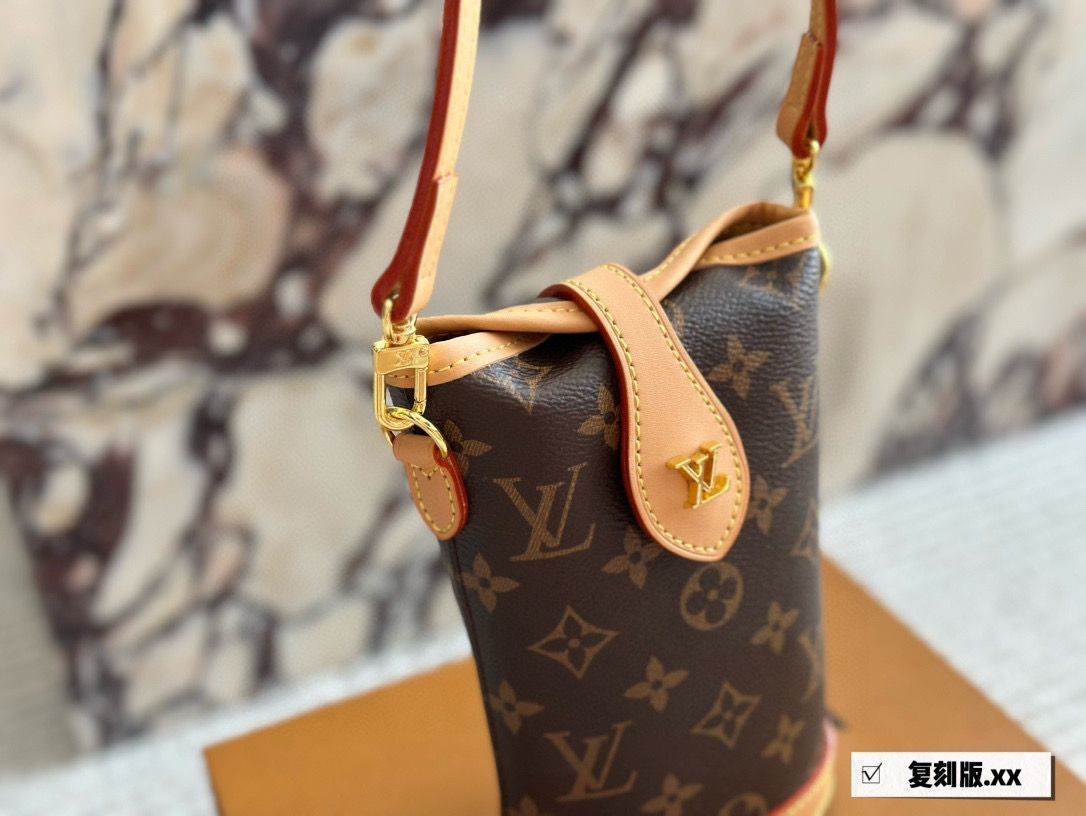【今日特価】L 家 nano フレッドポテトチップ 10×19cm 老花ニューモデル スマホポーチ-WTO輸入 【今日特価】L 家 nano フレッドポテトチップ 10×19cm 老花ニューモデル スマホポーチ-WTO輸入