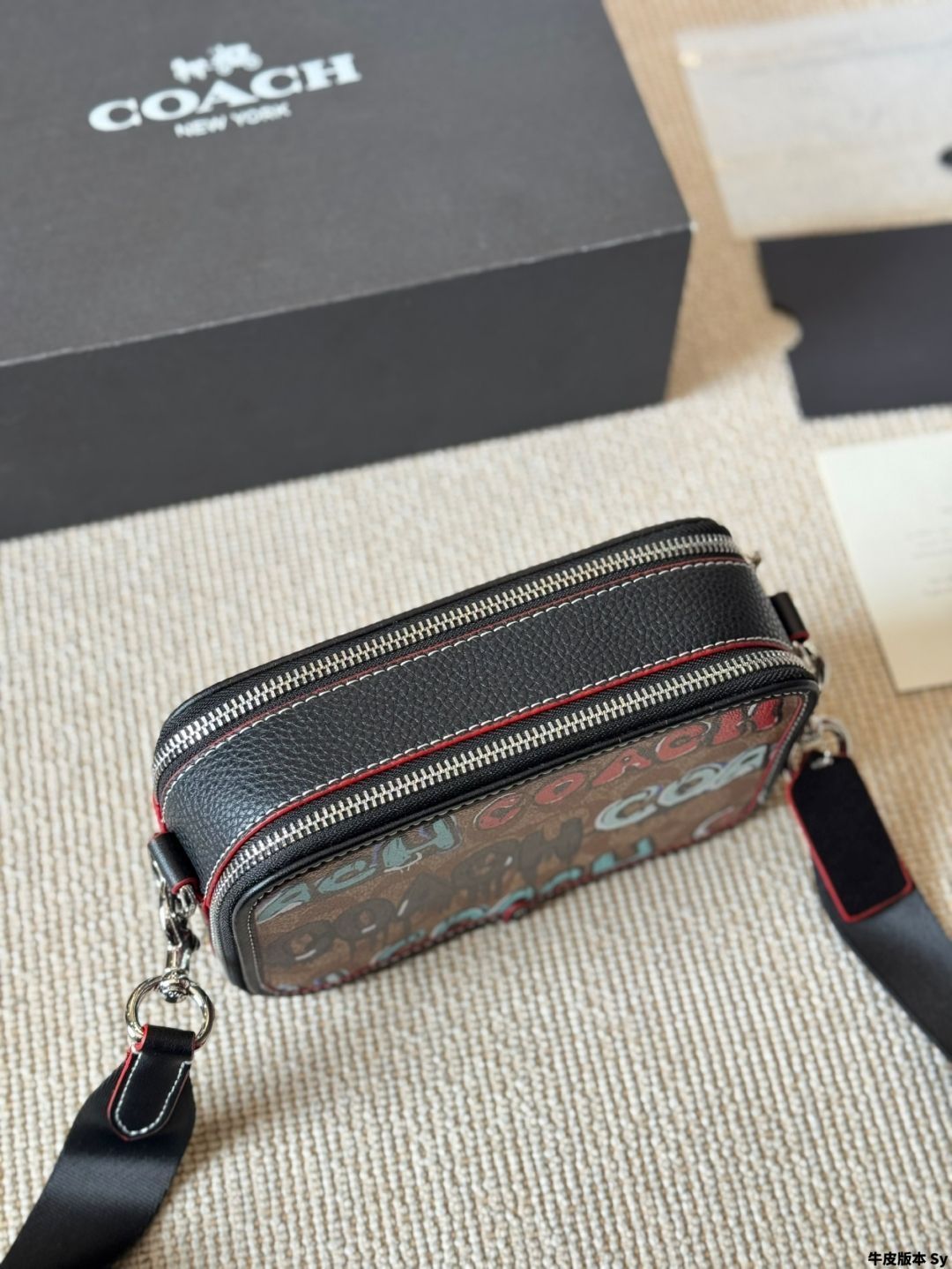 【今日特価】Coach Wyatt Men's Compact Camera Bag コーチ ワイアット メンズ コンパクト カメラバッグ-WTO輸入1 【今日特価】Coach Wyatt Men's Compact Camera Bag コーチ ワイアット メンズ コンパクト カメラバッグ-WTO輸入1