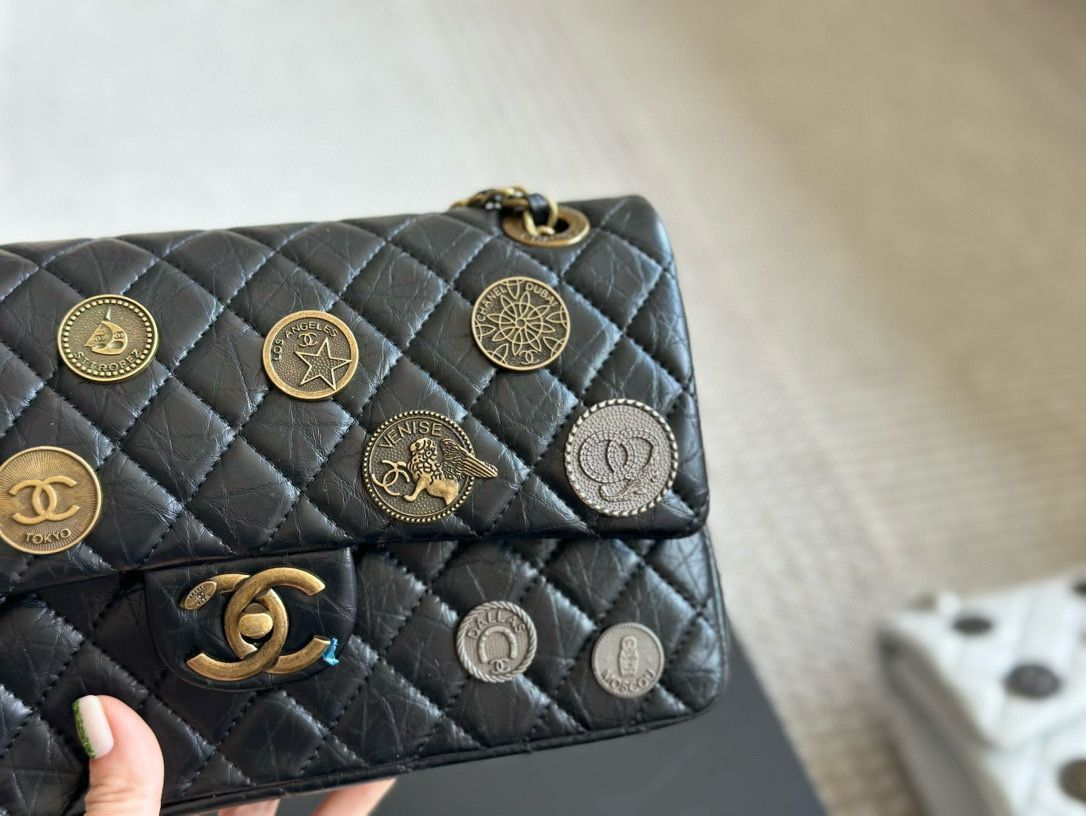 【今日特価】Chanel 2021 New Quilted Medal Bag・シャネル 2021 年新作 菱格メダルバッグ-WTO輸入3 【今日特価】Chanel 2021 New Quilted Medal Bag・シャネル 2021 年新作 菱格メダルバッグ-WTO輸入3