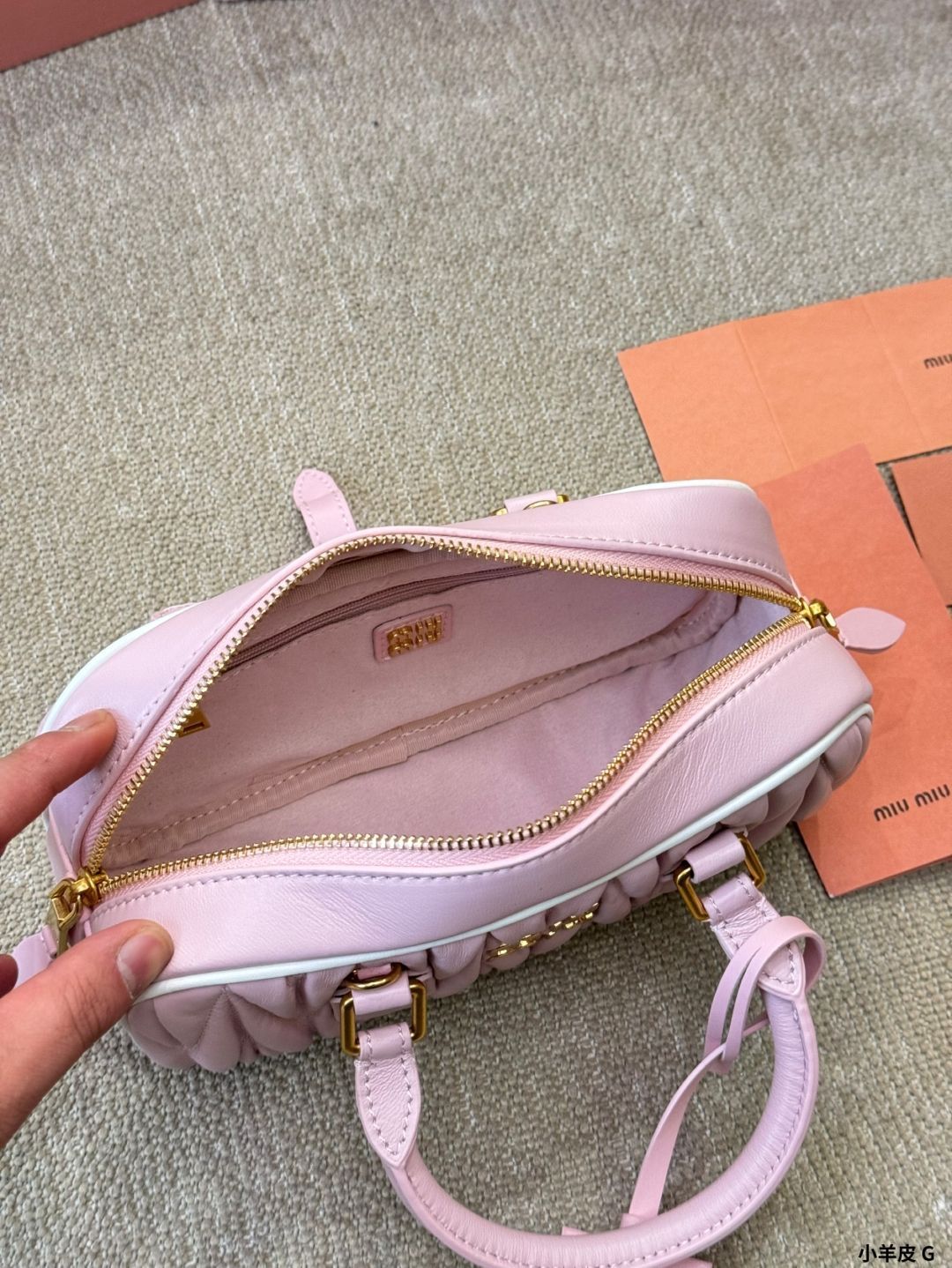 【今日特価】MiuMiu SS25 ボーリング バッグ ホワイトリム-WTO輸入2