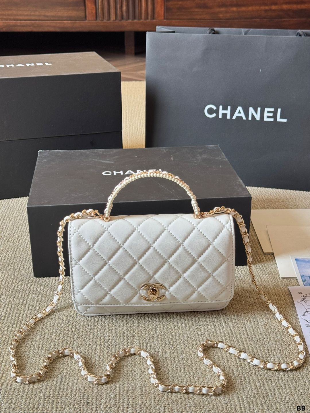 【今日特価】Chanel 23P WOC チェーンバッグ ローズゴールド-WTO輸入1