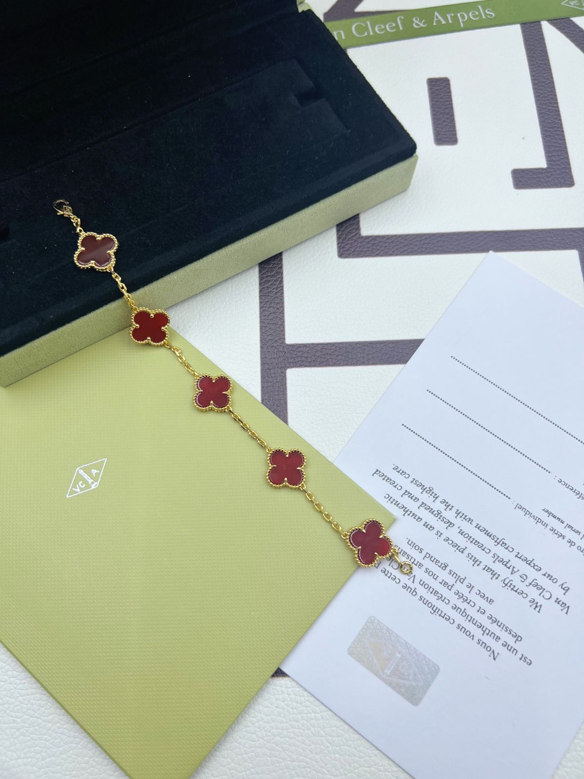 [Van Cleef & Arpels] ヴァン クリーフ＆アーペル 四つ葉のクローバー カーネリアン ブレスレット｜本日限定特価｜新品未使用-WTO輸入1