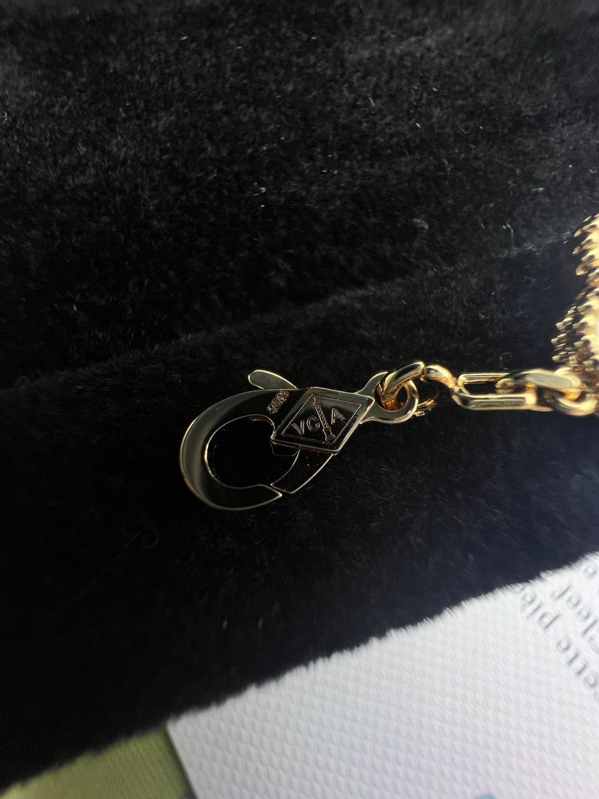 [Van Cleef & Arpels] ヴァン クリーフ＆アーペル ダイヤモンド付き四つ葉のクローバー ホワイト マザー オブ パール ブレスレット｜本日限定特価｜新品未使用