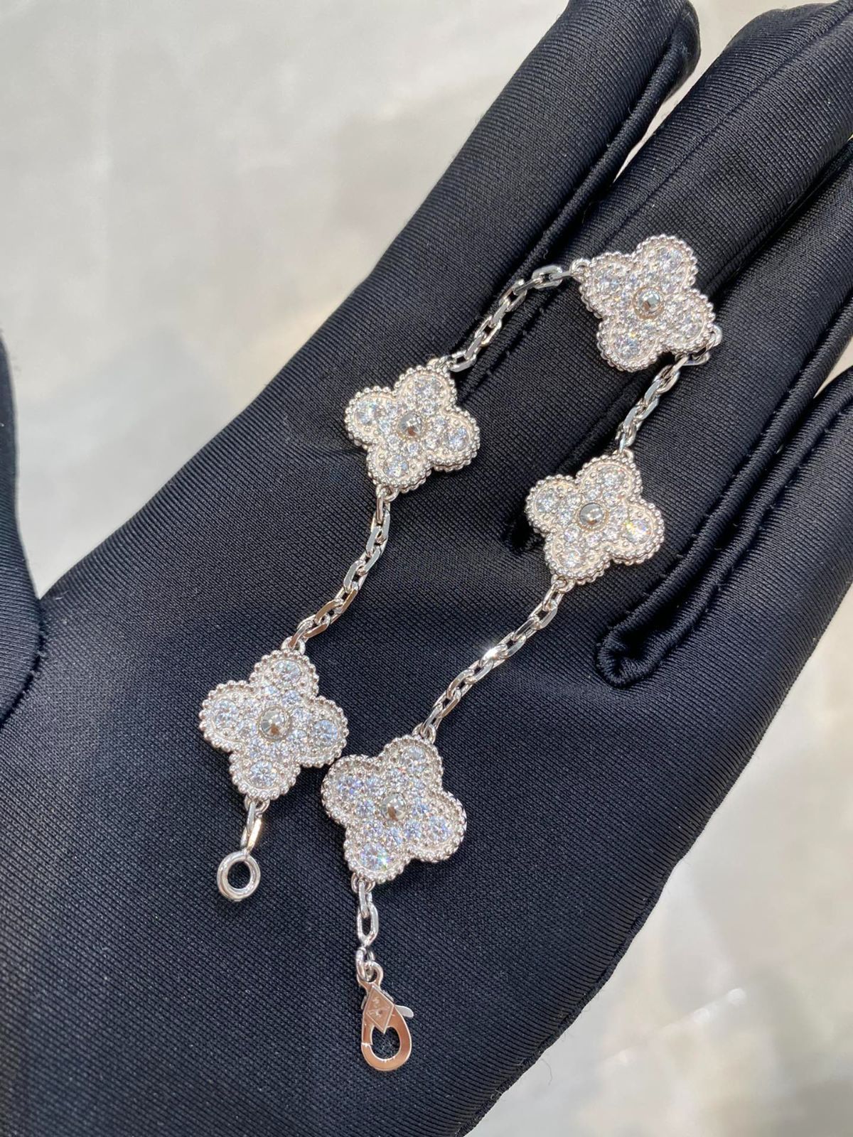 ヴァン クリーフ&アーペル ヴィンテージ アルハンブラ ブレスレット、5モチーフ 、Van Cleef & Arpels VCARA41500 ｜本日限定特価｜新品未使用-WTO輸入1