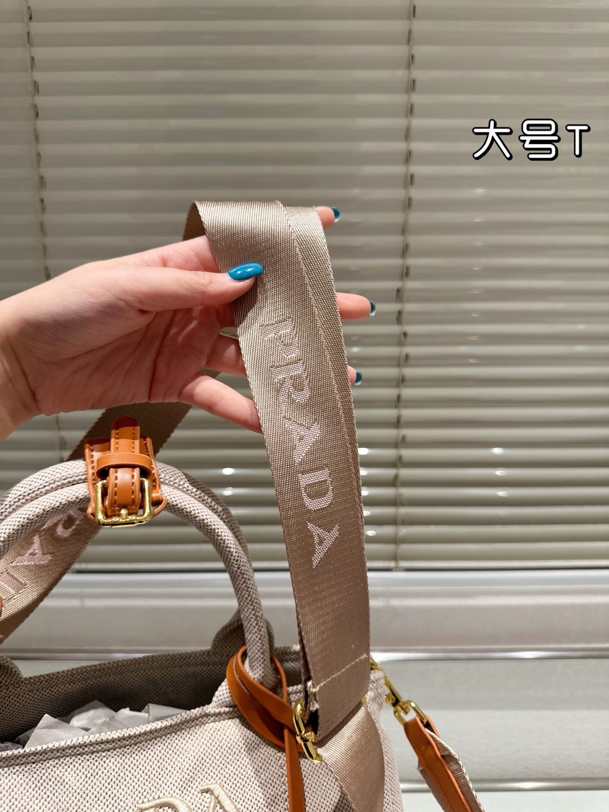 【今日特価】Prada Summer Original Fabric Item オリジナル生地の夏物-WTO輸入2