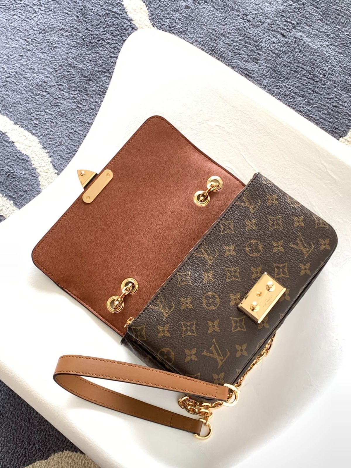 LVバッグ、ショルダーバッグ、トラベルバッグ、ハンドバッグ、バックパック LVバッグ、ショルダーバッグ、トラベルバッグ、ハンドバッグ、バックパック