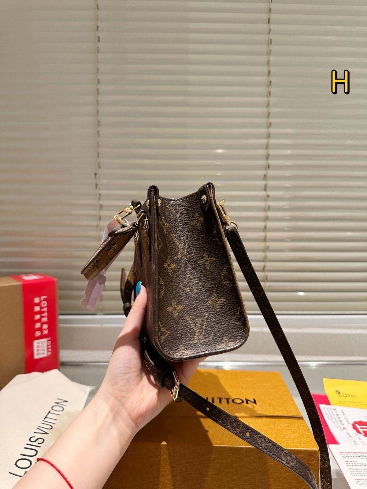 【今日特価】LV Louis Vuitton Onthego 18cm ジャングルプリント トートバッグ-WTO輸入2