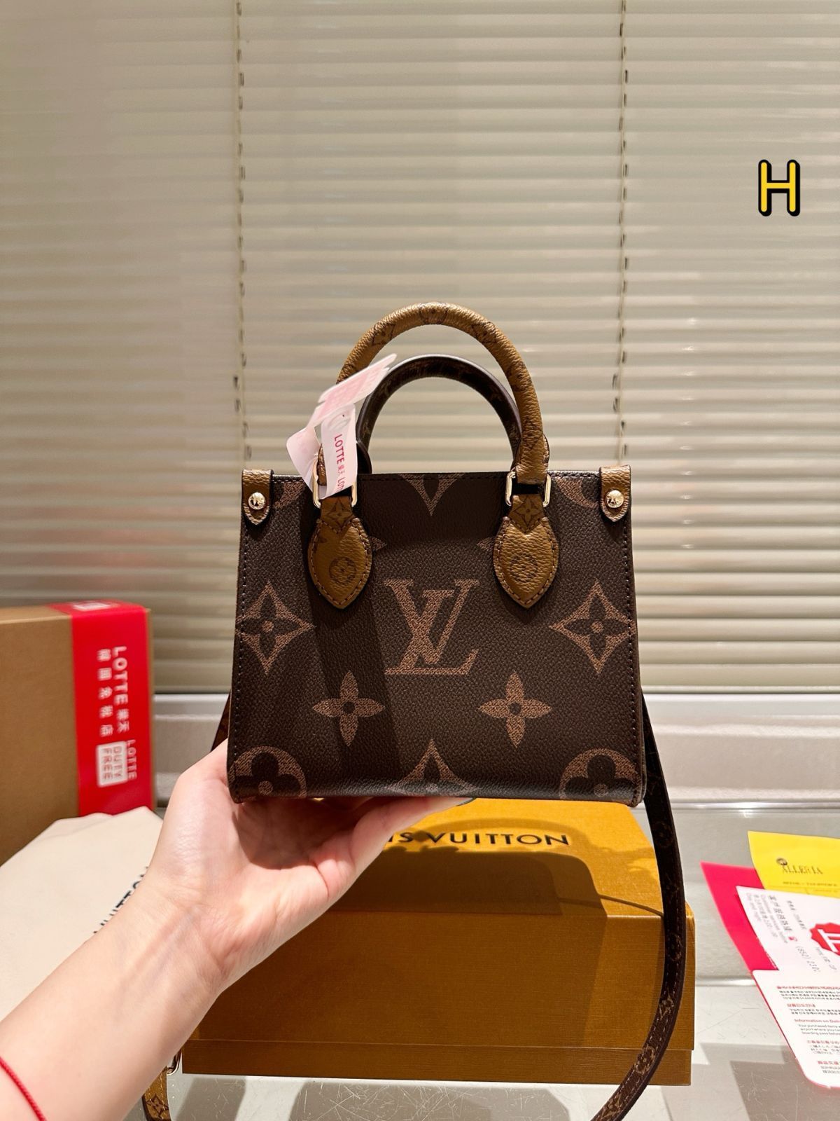 【今日特価】LV Louis Vuitton Onthego 18cm ジャングルプリント トートバッグ-WTO輸入2