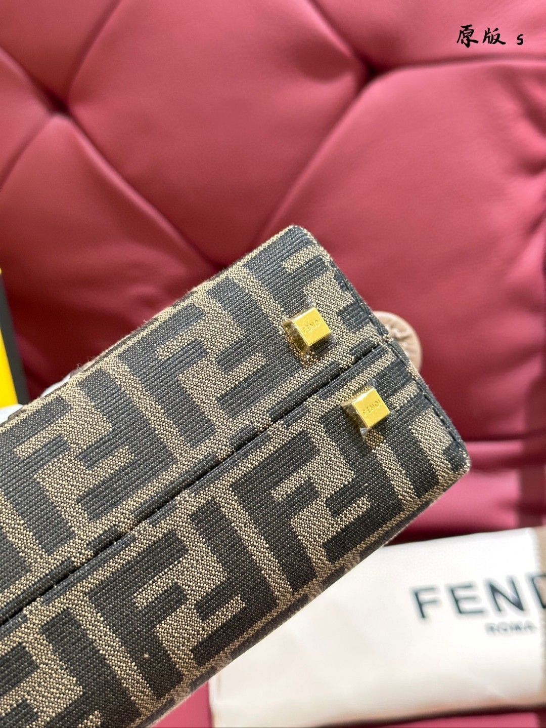 【今日特価】FENDI Mini Top Handle Bag フェンディ ミニ トップハンドル バッグ 【今日特価】FENDI Mini Top Handle Bag フェンディ ミニ トップハンドル バッグ