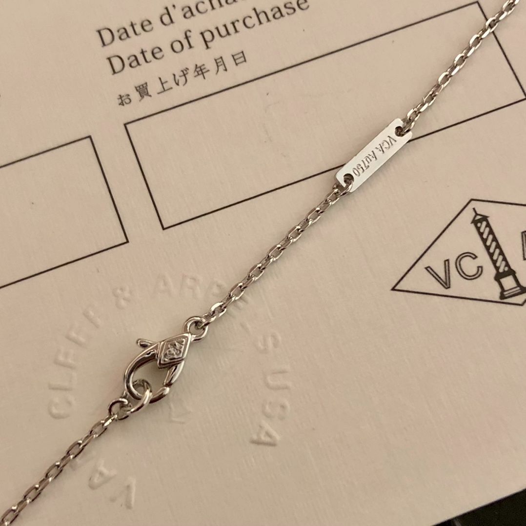[Van Cleef & Arpels]ヴァン クリーフ＆アーペル VCA Frivoleシリーズ 四つ葉のクローバー ダイヤモンド ネックレス｜本日限定特価｜新品未使用-WTO輸入1