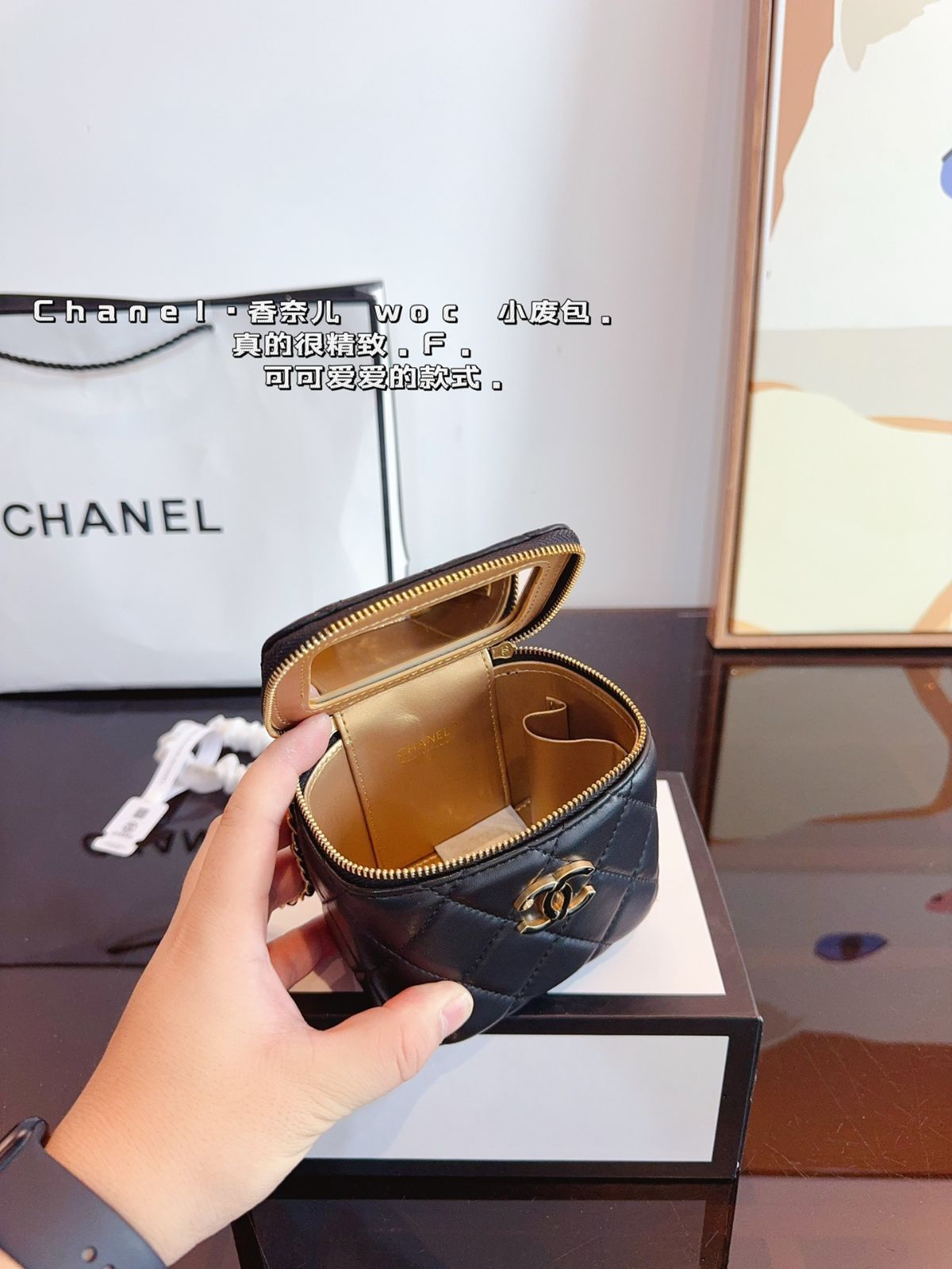 CHANELシャネルエナメル調節バックルポーチ、ハンドバッグ、小銭入れ、財布、ショルダーバッグ、-WTO輸入