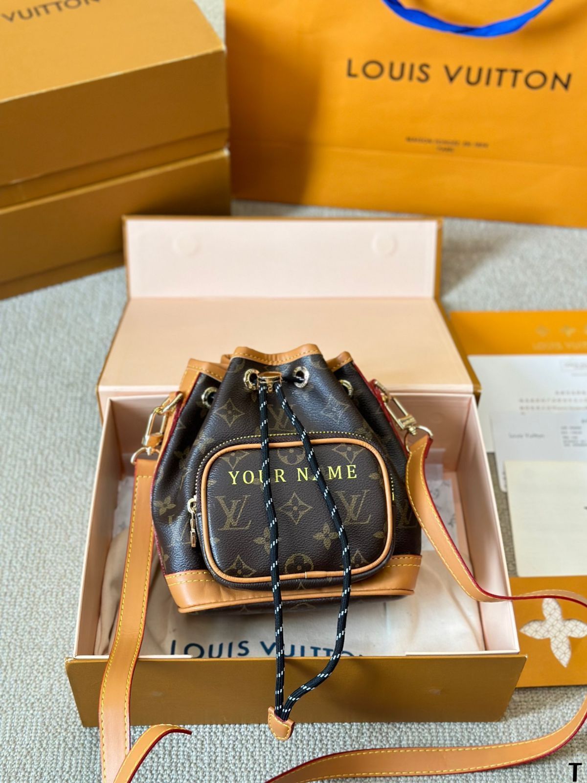 Louis Vuittonバケツバッグ/ハンドバッグ、リュック、小銭入れ、手首バッグ、ショルダーバッグ、 Louis Vuittonバケツバッグ/ハンドバッグ、リュック、小銭入れ、手首バッグ、ショルダーバッグ、