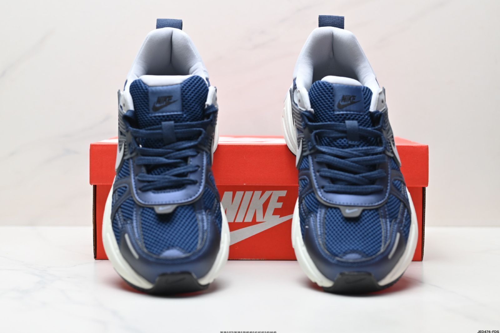 Nike / ナイキ V2K RUN ランニングシューズ レトロスタイル メッシュ通気性アスレチックシューズ-MM輸入