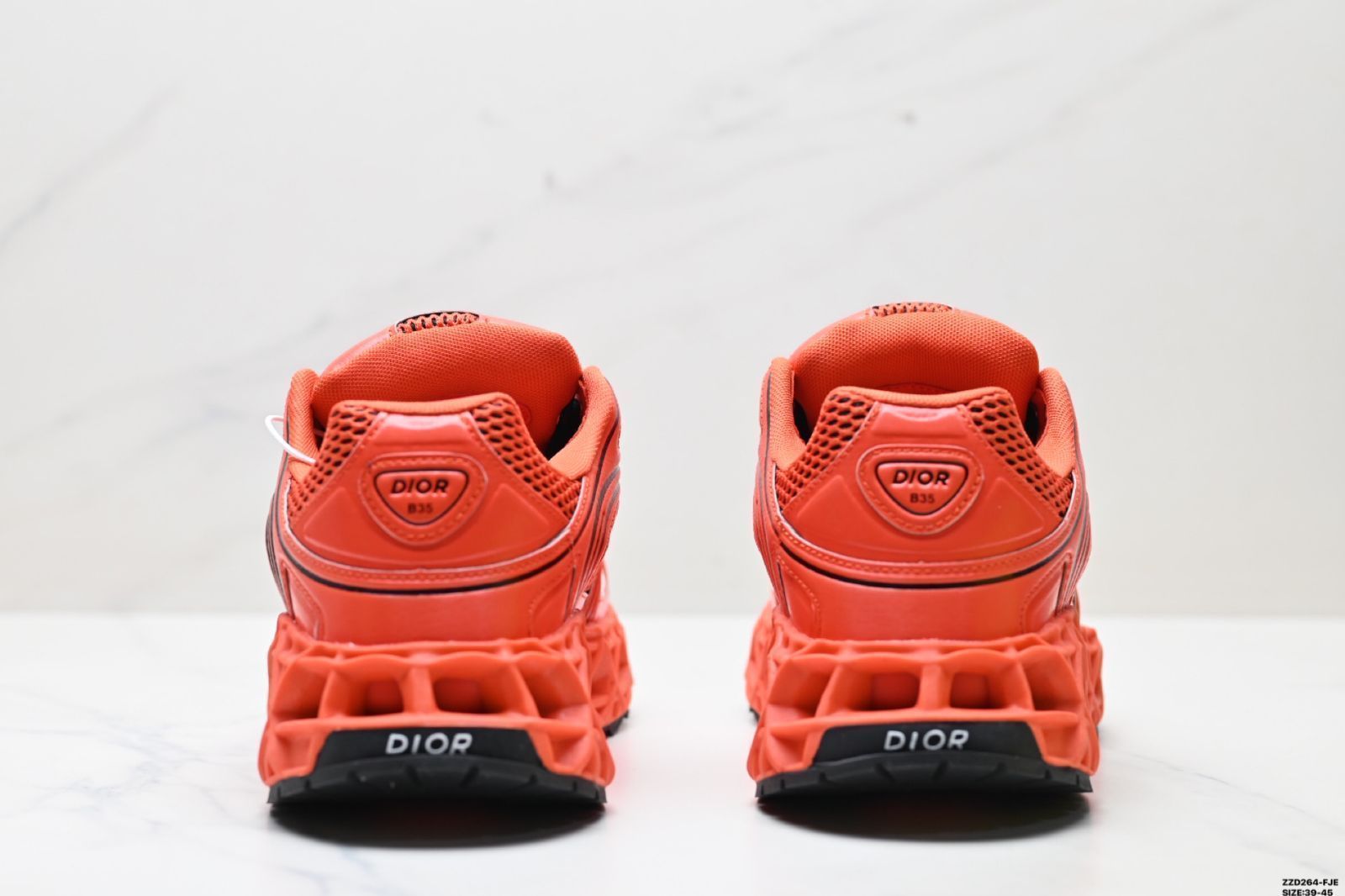 DIOR（ディオール） 「ディオール B35 丸頭 レースアップ ロートップ ライフスタイル カジュアルシューズ」-MM輸入1