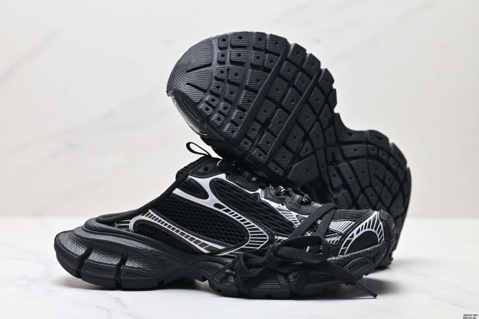 バレンシアガ（Balenciaga）3XL Mule 革（かわ）製（せい）トップカバースリッパ-MM輸入