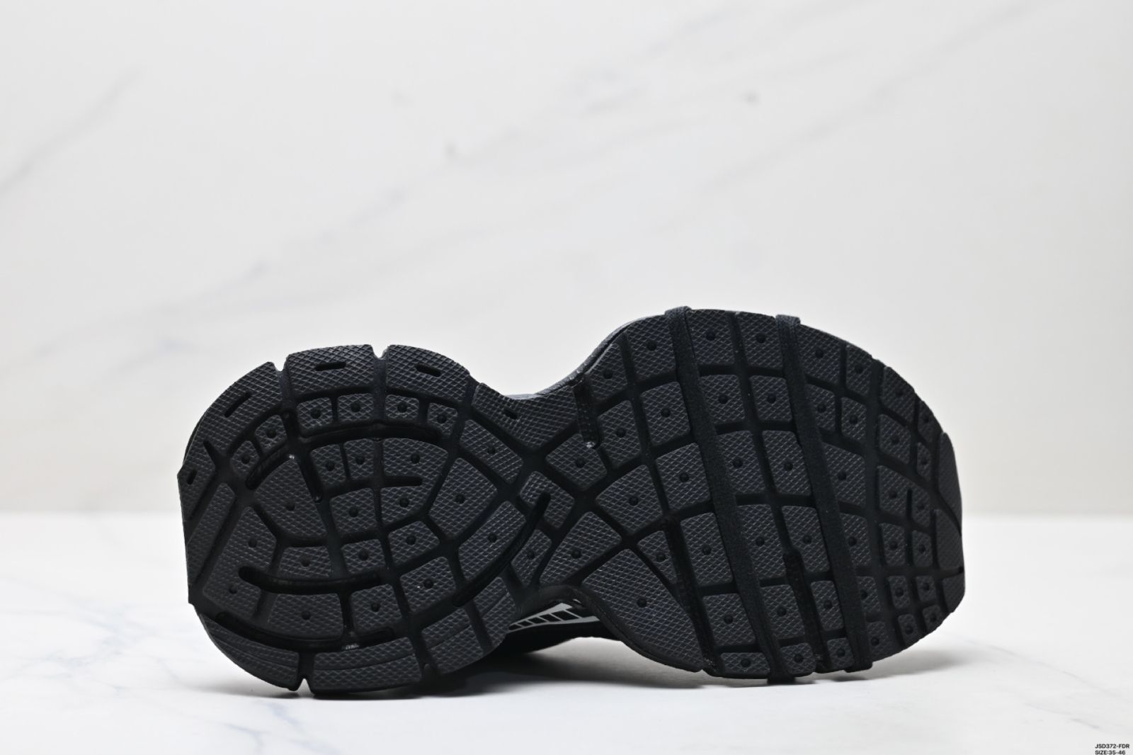 バレンシアガ（Balenciaga）3XL Mule 革（かわ）製（せい）トップカバースリッパ-MM輸入